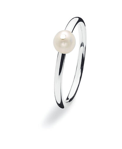 Sterling silver ring with freshwater pearl.