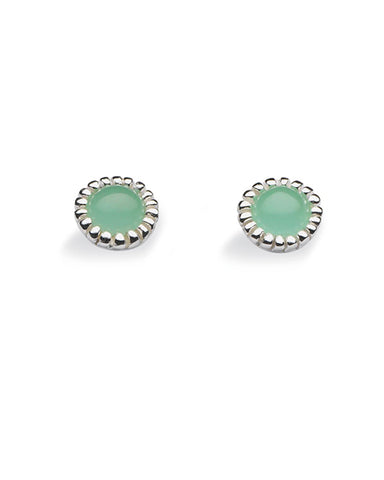 Pair of studs "ANTIQUE" from Spinning Jewelry, featuring sterling silver with synthetic jade.