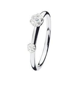 Sterling silver ring with cubic zirconia flower settings.
