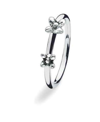 Sterling silver ring with twin flowers.