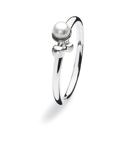 Sterling silver ring with freshwater pearl.