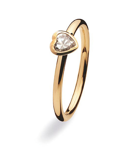 9 carat gold ring with heart shaped cubic zirconia setting