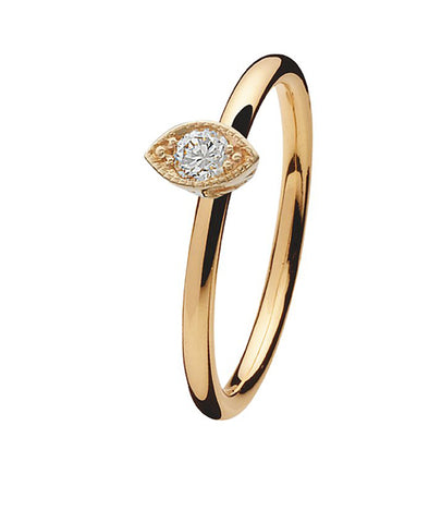 9 carat gold ring with eye shaped cubic zirconia setting