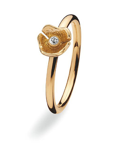 9 carat gold ring with cubic zirconia.