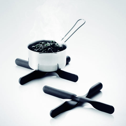 Menu Propeller Trivet, black
