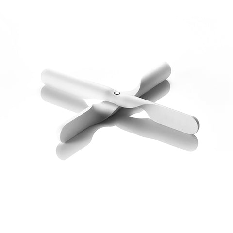 Propeller Trivet, white